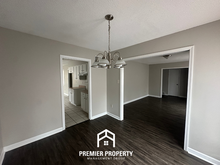 1387 Greenland Rd - Photo 5 of 23