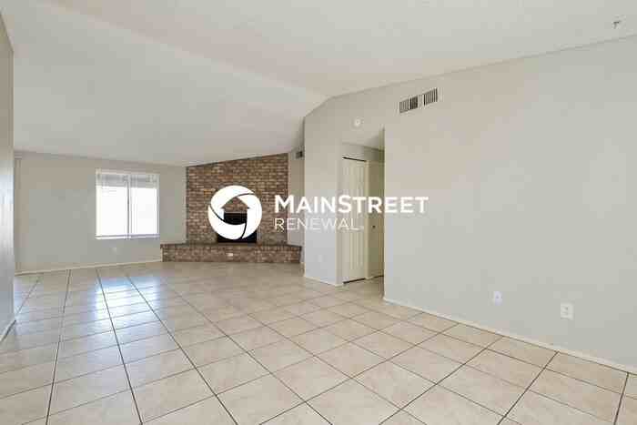 4524 W Jupiter St - Photo 3 of 16