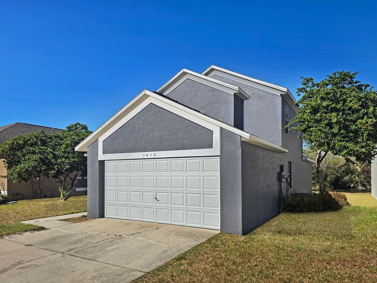 1612 Slash Pine Pl - Photo 3 of 26