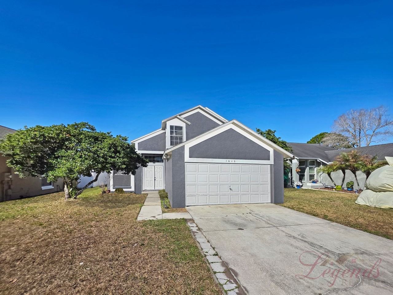 1612 Slash Pine Pl - Photo 4 of 26