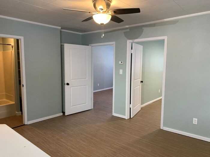 3205 E Park Ave - Photo 4 of 7