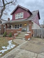 featured image of 487 Chalmers St