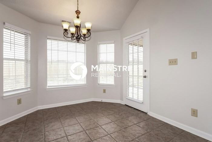 7787 Bailee Ln - Photo 5 of 19