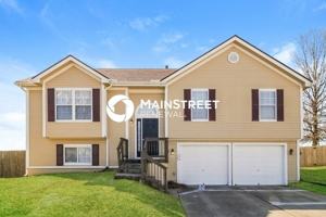 featured image of 11805 E 213th Ct