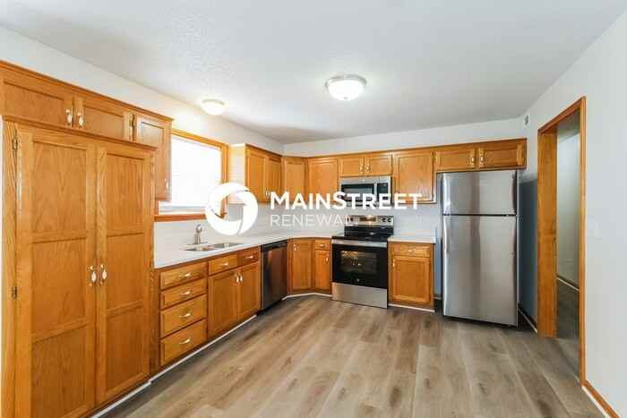 11805 E 213th Ct - Photo 7 of 19