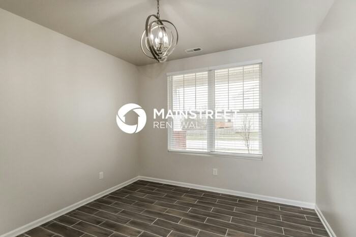 16991 Green Crest Ln - Photo 5 of 19