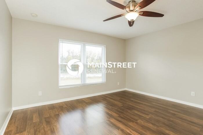 1411 Hillsborough Way - Photo 7 of 16