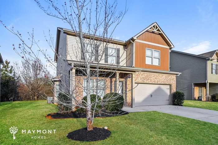 1029 Allegiance Dr - Photo 5 of 16