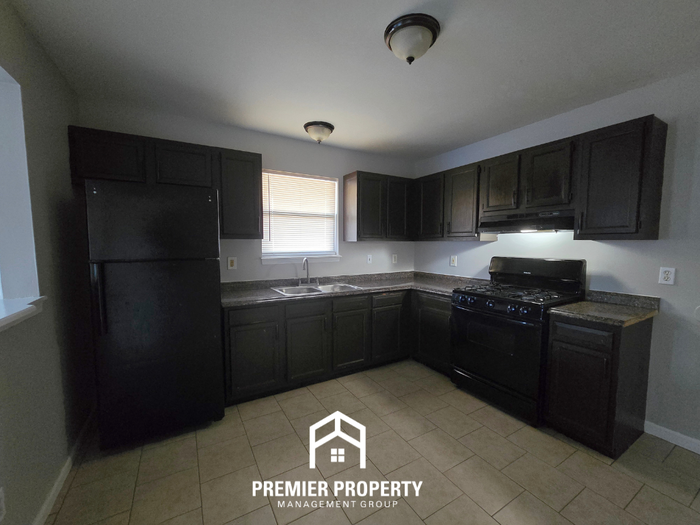 6620 Etzel Ave - Photo 5 of 15