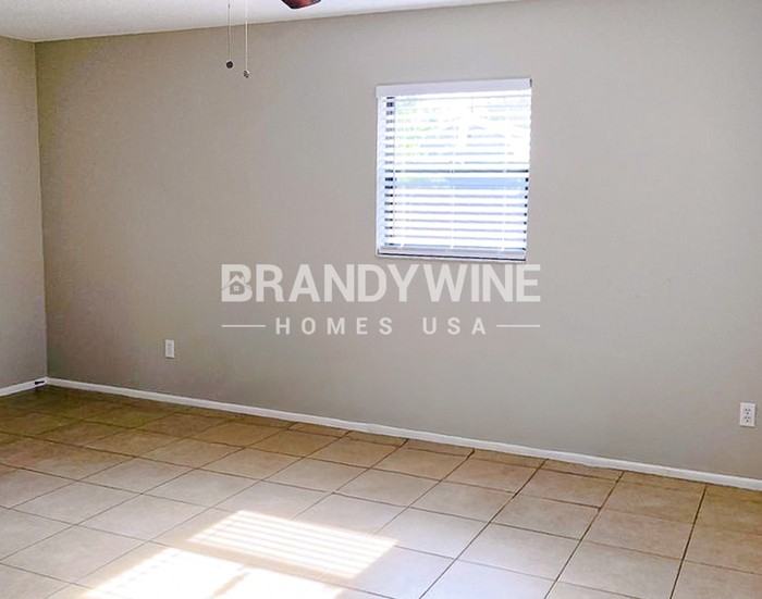 403 Crabtree Ave - Photo 7 of 13