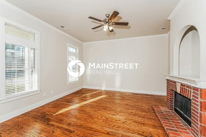 4559 Clubview Dr - Photo 5 of 18