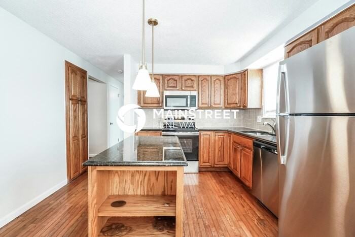 3129 Rainier Ave - Photo 6 of 20