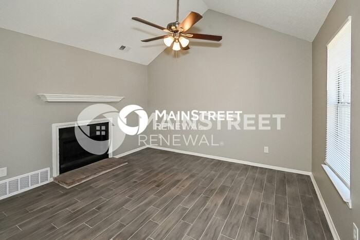 4568 Summer Crk N - Photo 6 of 16