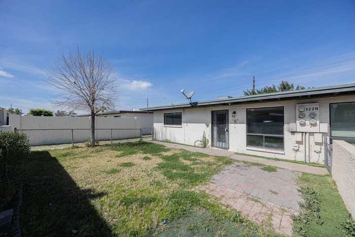 1229 W Southern Ave #B - Photo 2 of 15