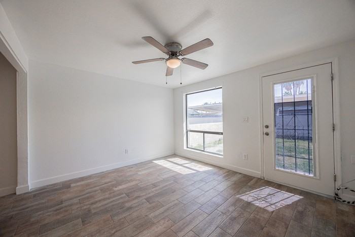 1229 W Southern Ave #B - Photo 6 of 15