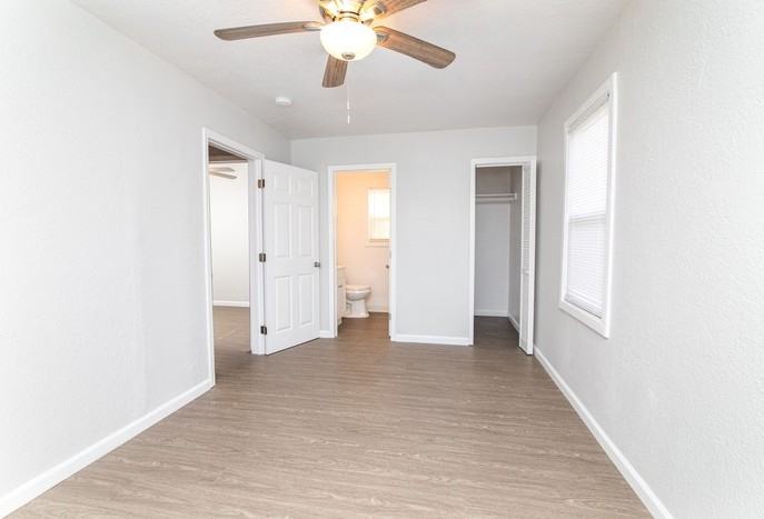 3940 34th St - Photo 7 of 14