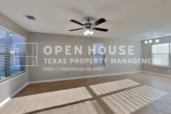 3834 Brighton Springs Ln - Photo 5 of 20