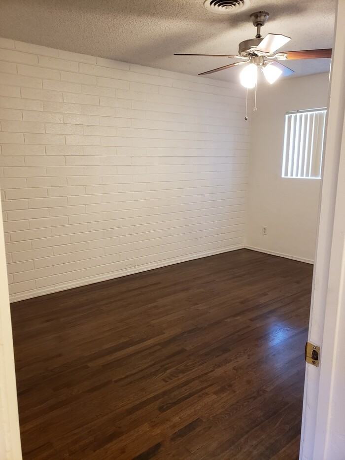 3704 Jill Ln - Photo 7 of 11