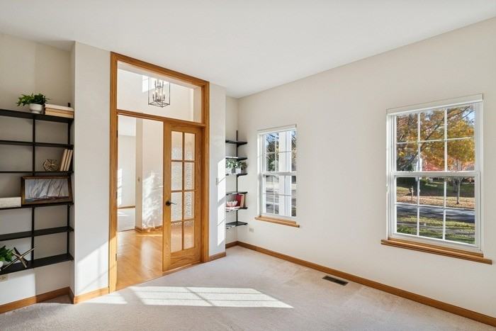 1162 Silo Hill Dr - Photo 3 of 17