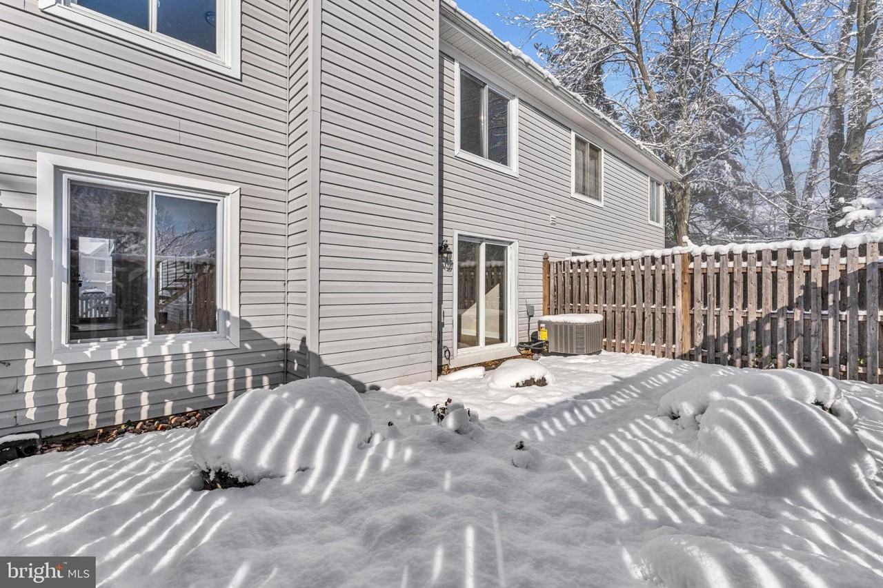 1228 Chanticleer - Photo 5 of 36