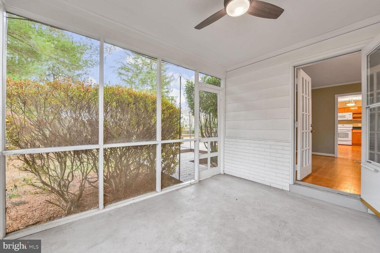 6536 Divine St - Photo 7 of 29