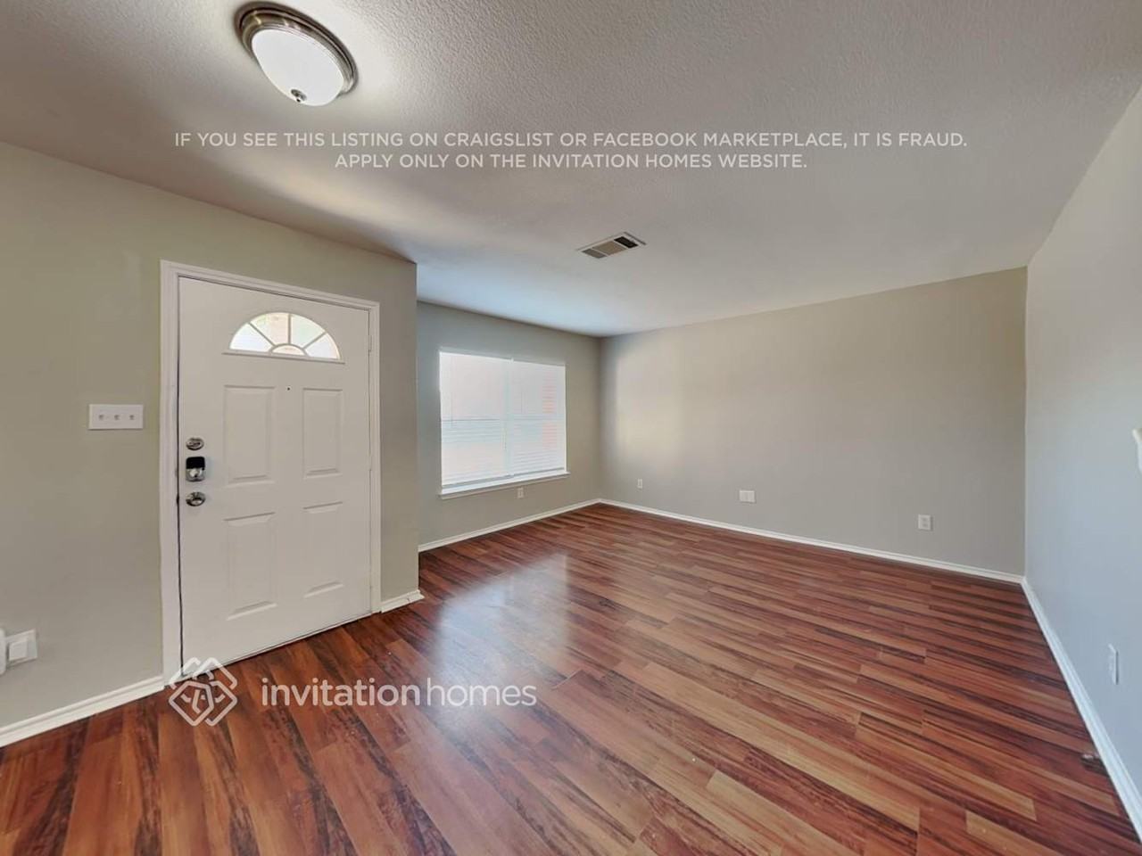 1919 Carriage Club Dr - Photo 5 of 23