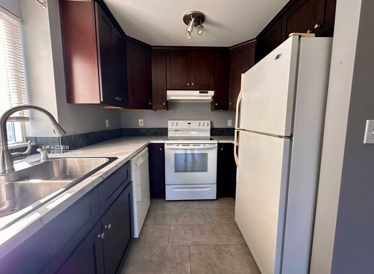 537 Ne Ellis Way #A102 - Photo 7 of 35