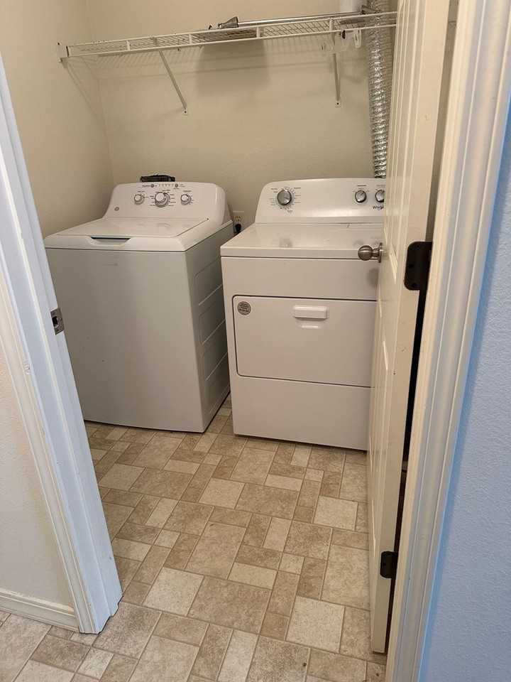 151 Vixen Cir #D - Photo 4 of 5