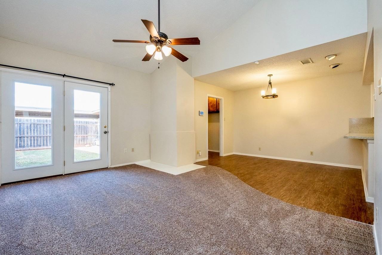 4529 Bermuda Dr - Photo 7 of 27