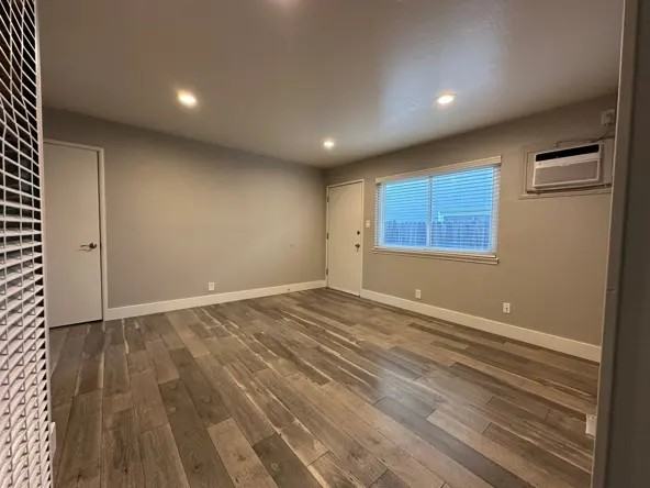 2713 and 2721 T Street, Sacramento - Photo 2 of 27