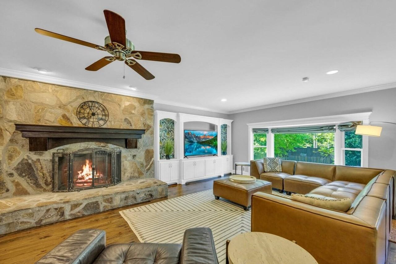 115 Wexford Pl #1302851P - Photo 4 of 50