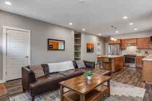 featured image of 1800 W Idaho St