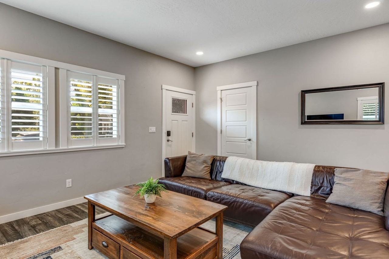 1800 W Idaho St #1324057P - Photo 7 of 41