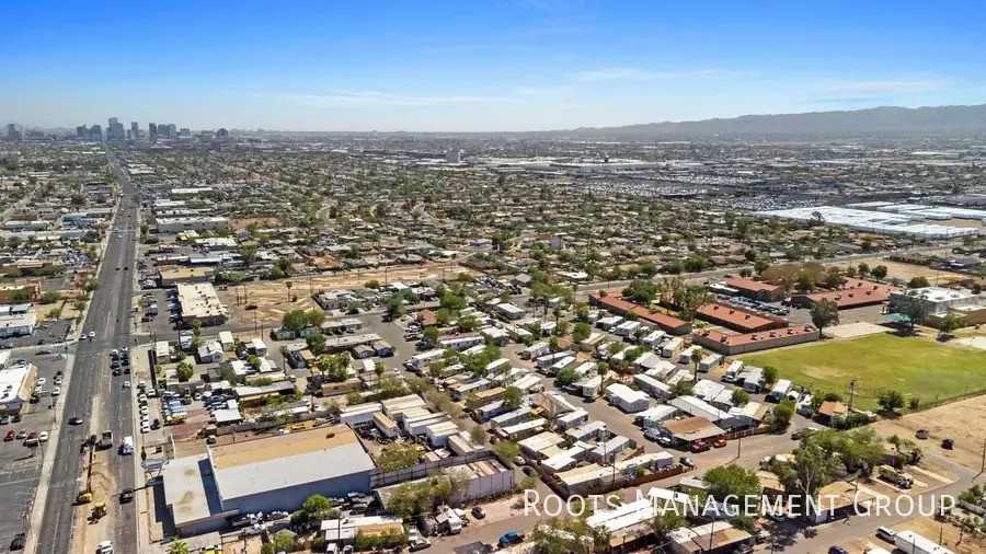 3105 W Van Buren St - Photo 6 of 9