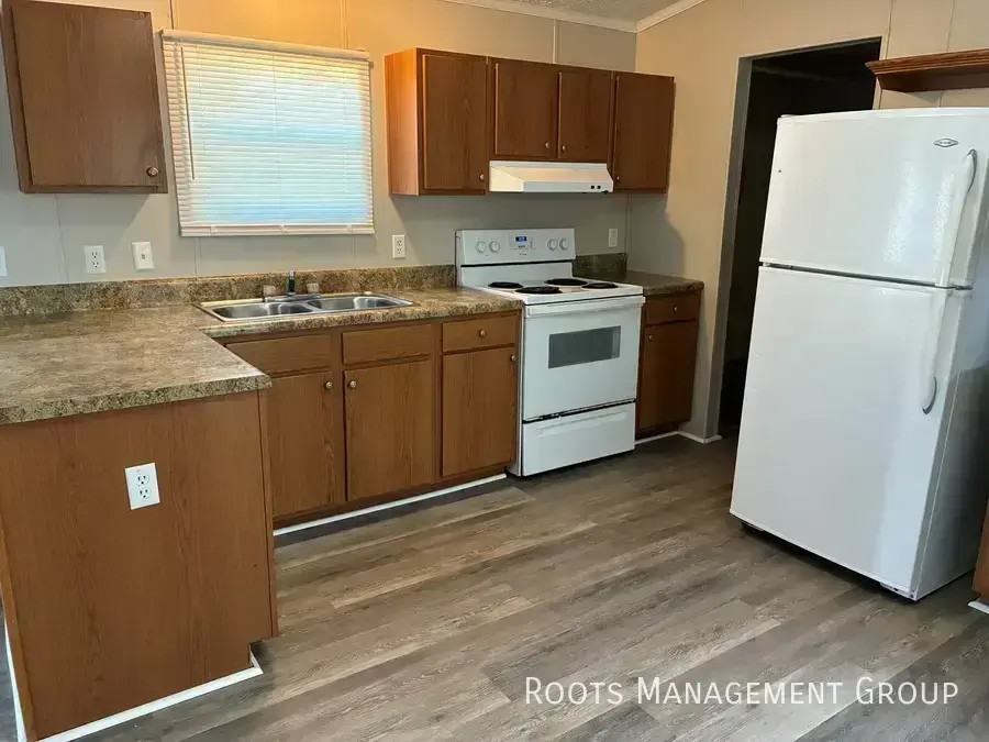 387 Webster Rd #171 - Photo 3 of 14