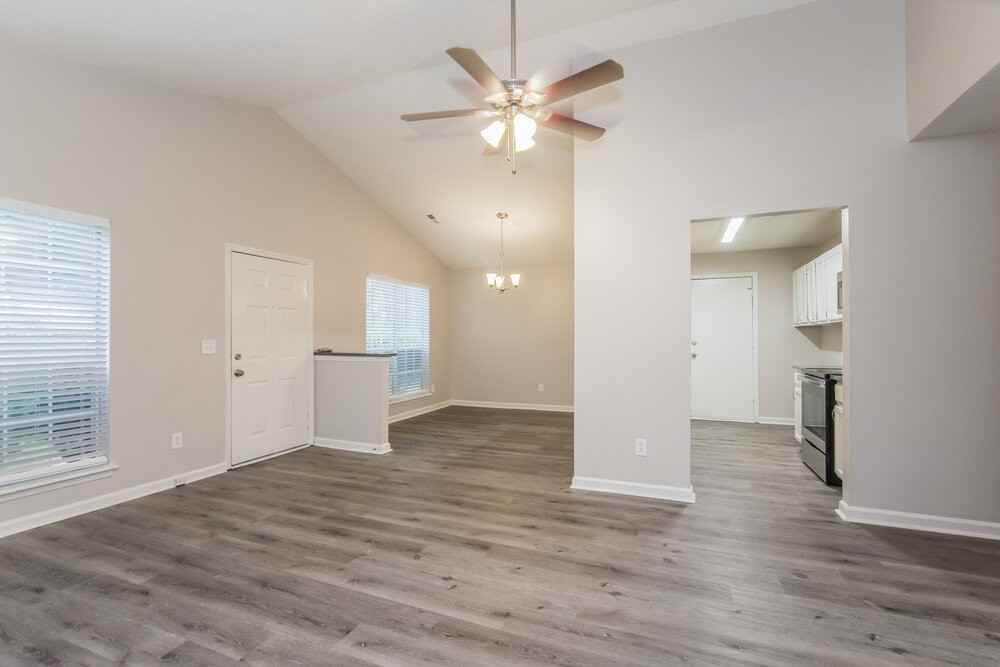 3434 Braewick Pl - Photo 5 of 15