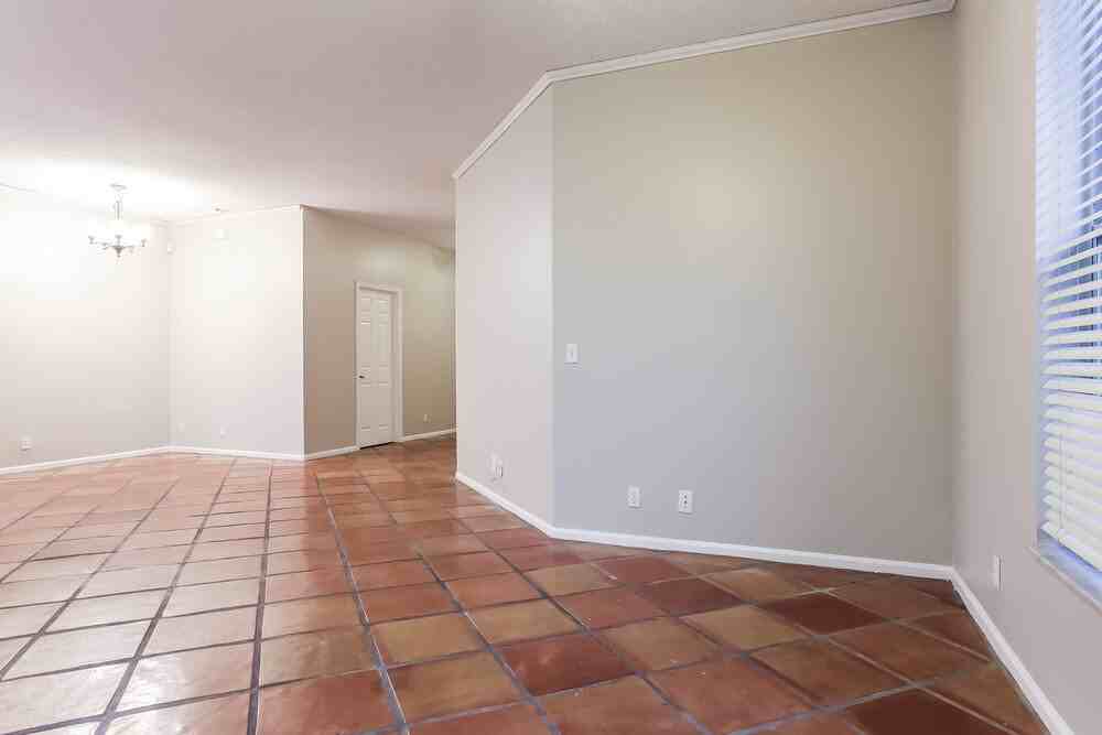 12292 Sunset Point Ln - Photo 4 of 16