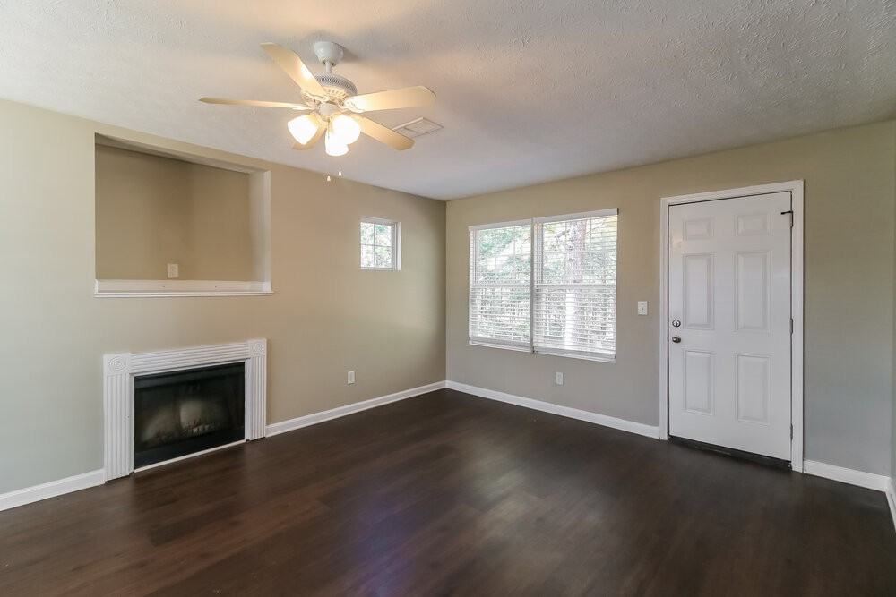 130 Chandler Field Dr - Photo 5 of 20