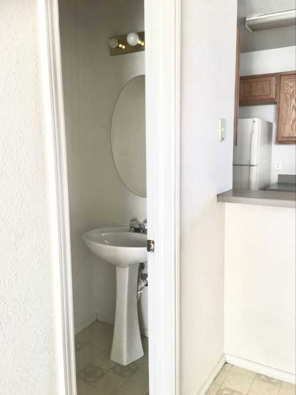 5806 Redstone Dr - Photo 4 of 11