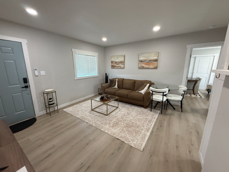 3013 W Lakeside Dr #3 - Photo 6 of 17