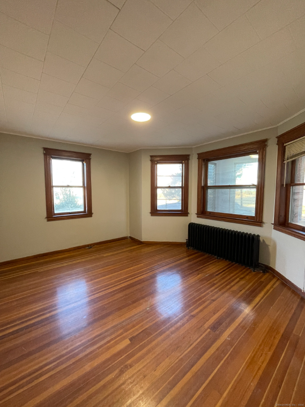 177 South St - Photo 6 of 8