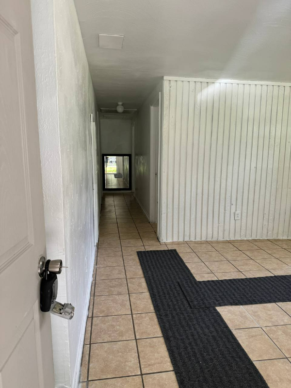 3627 Avenue S Nw - Photo 2 of 14