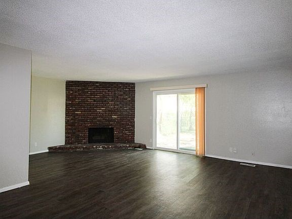 9905 E 21st Pl - Photo 4 of 10