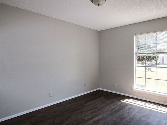 9905 E 21st Pl - Photo 6 of 10