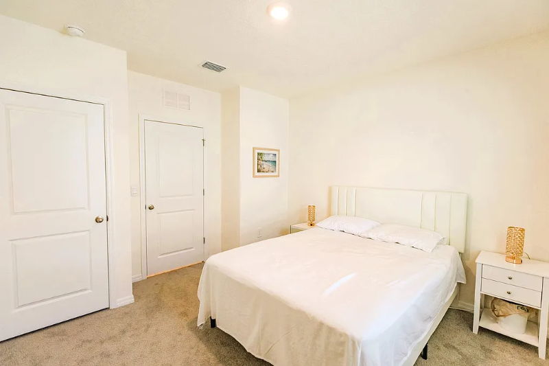 17148 Reserva Dr - Photo 5 of 13