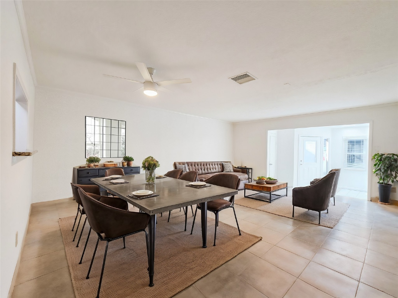 811 Lovett Blvd #25 - Photo 2 of 13