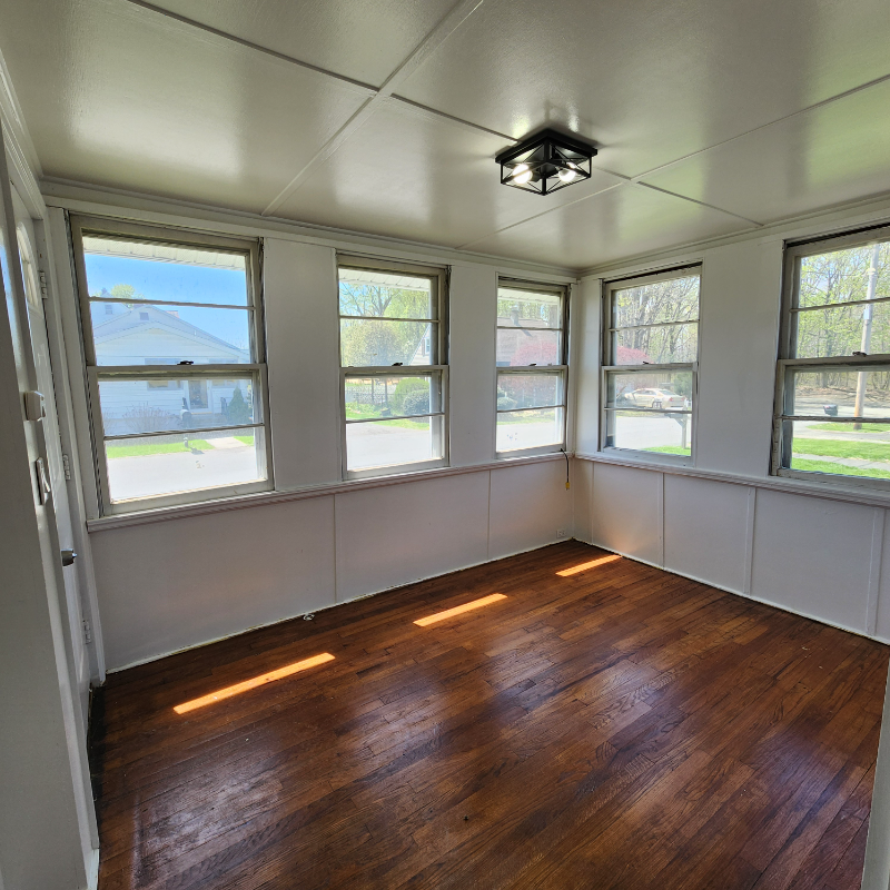 25 Kemp Ave - Photo 3 of 20