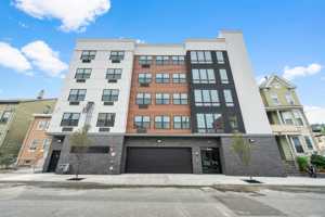 featured image of 242 Spring St #501