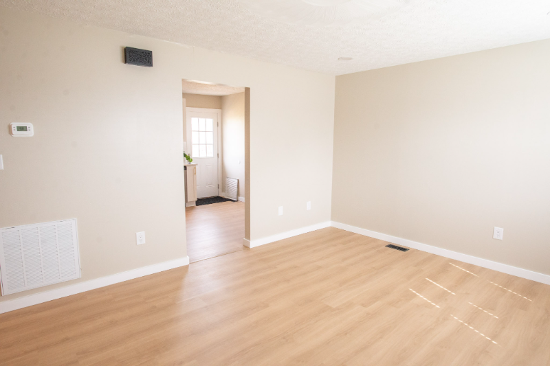 2451 Cecil Ave - Photo 5 of 20