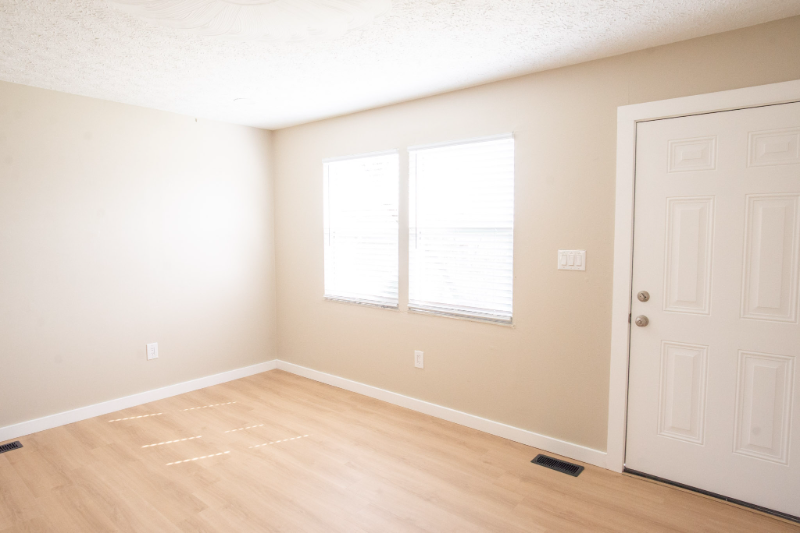 2451 Cecil Ave - Photo 7 of 20